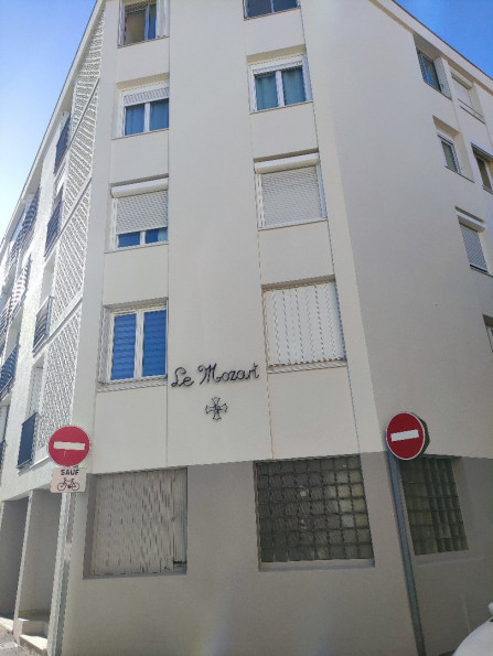 location Bureau Sete - Photo 1