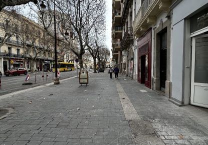 vente Local commercial Sete