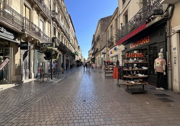 vente Local commercial Sete