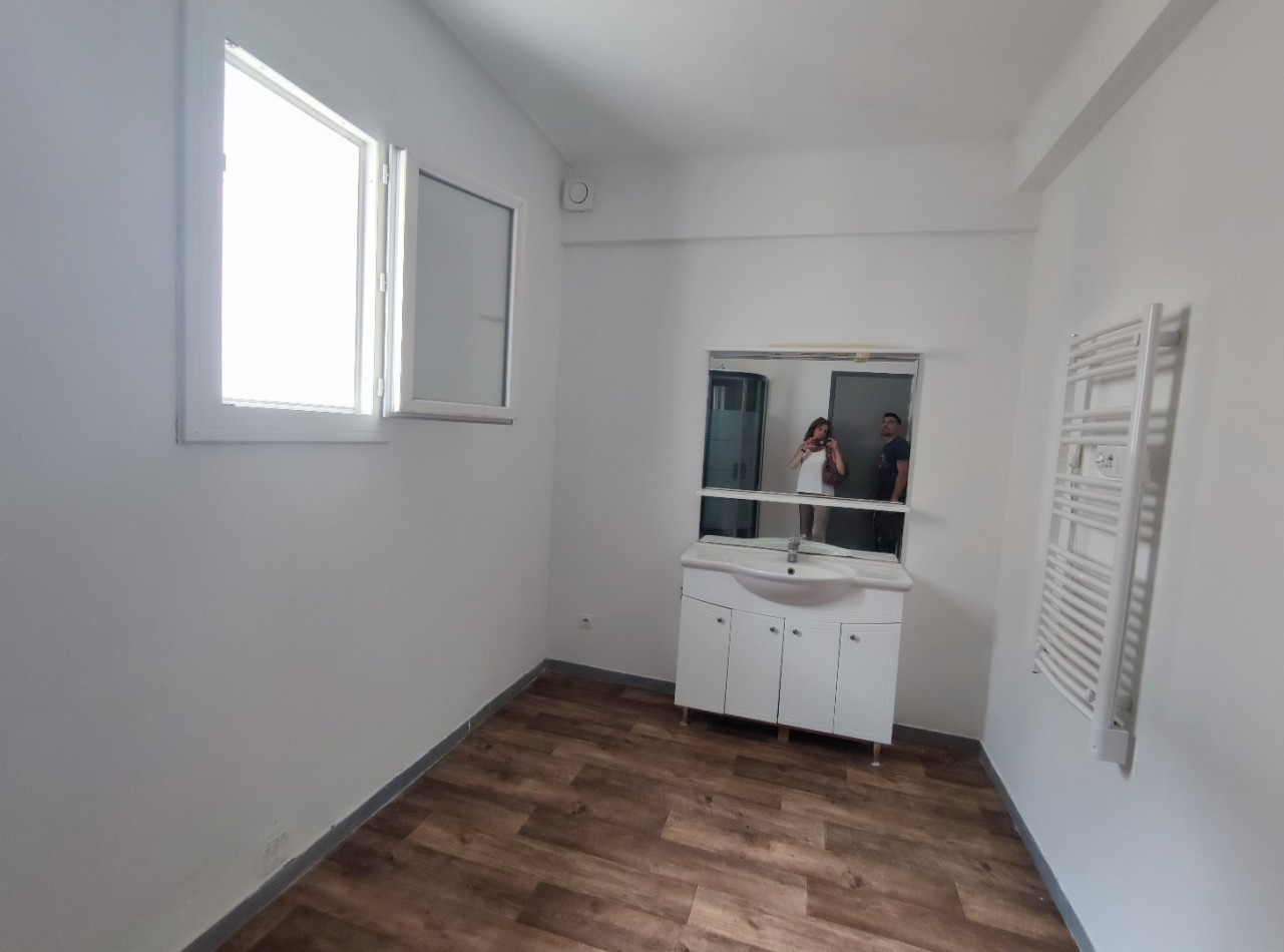 location Appartement Sete - Photo 6