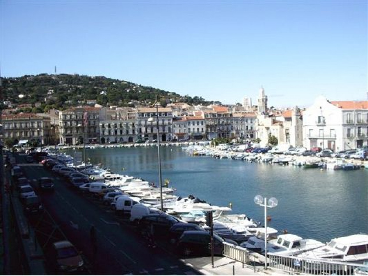 location Appartement Sete - Photo 1