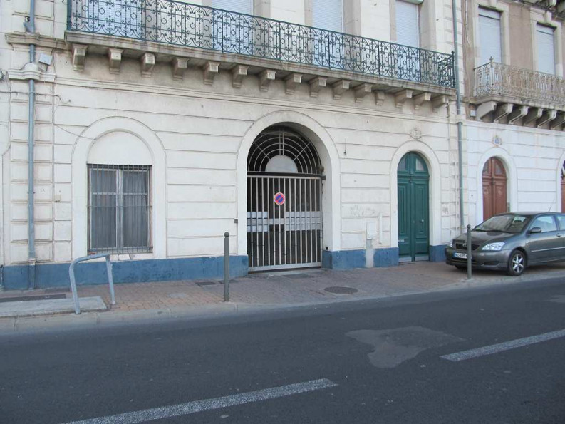 location Garage Sete - Photo 1