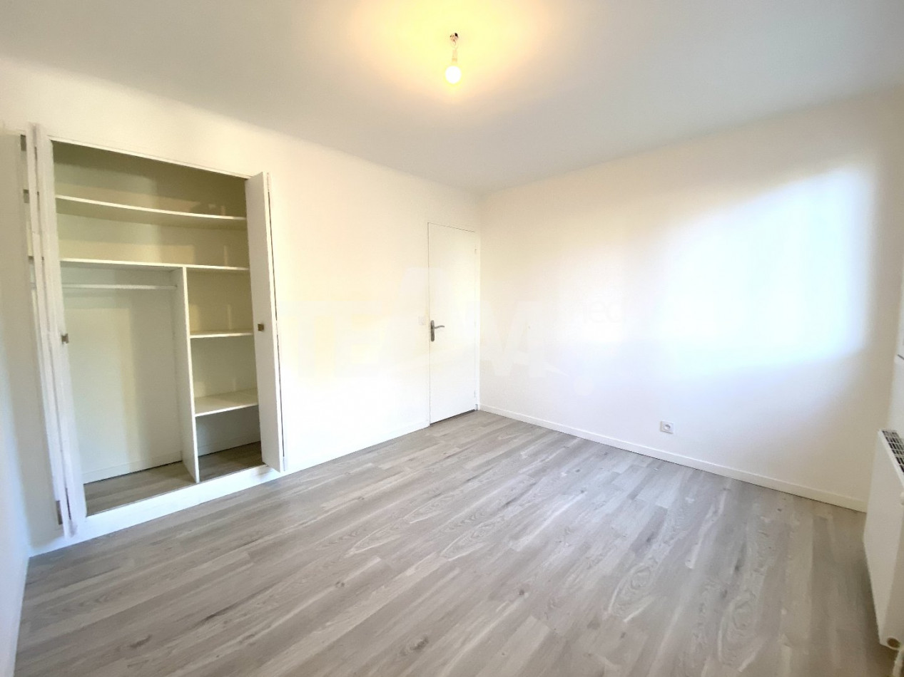 location Appartement Sete - Photo 8