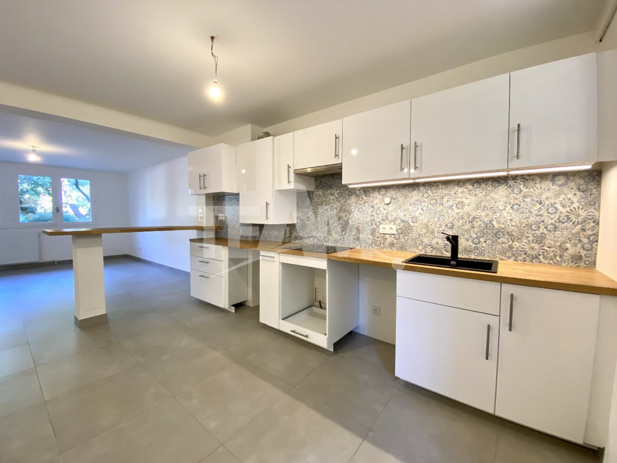 location Appartement Sete - Photo 1
