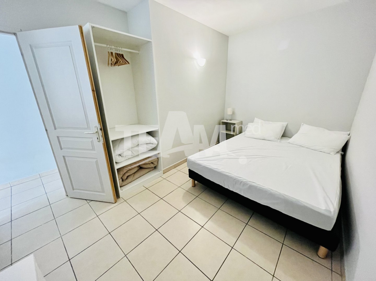location Appartement Sete - Photo 9