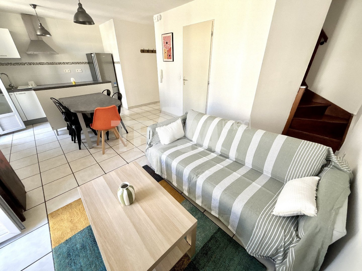 location Duplex Sete - Photo 2