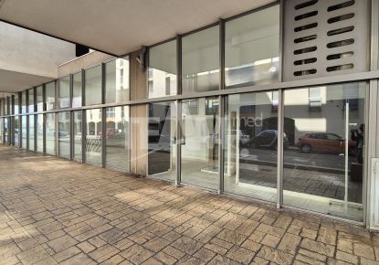 location Local commercial Sete