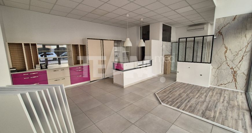 location Local commercial Sete