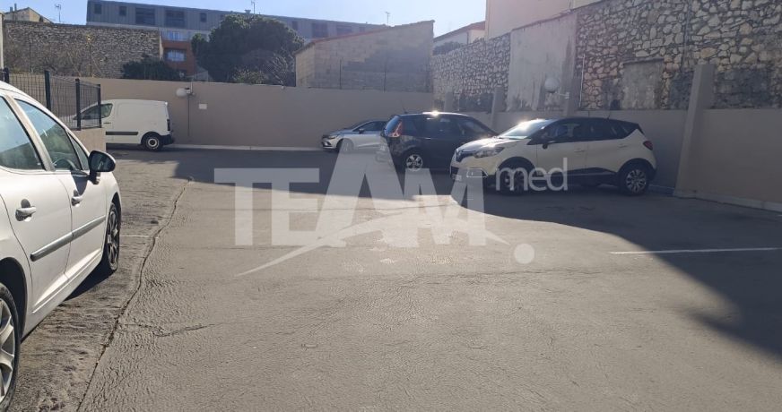 location Parking extérieur Sete