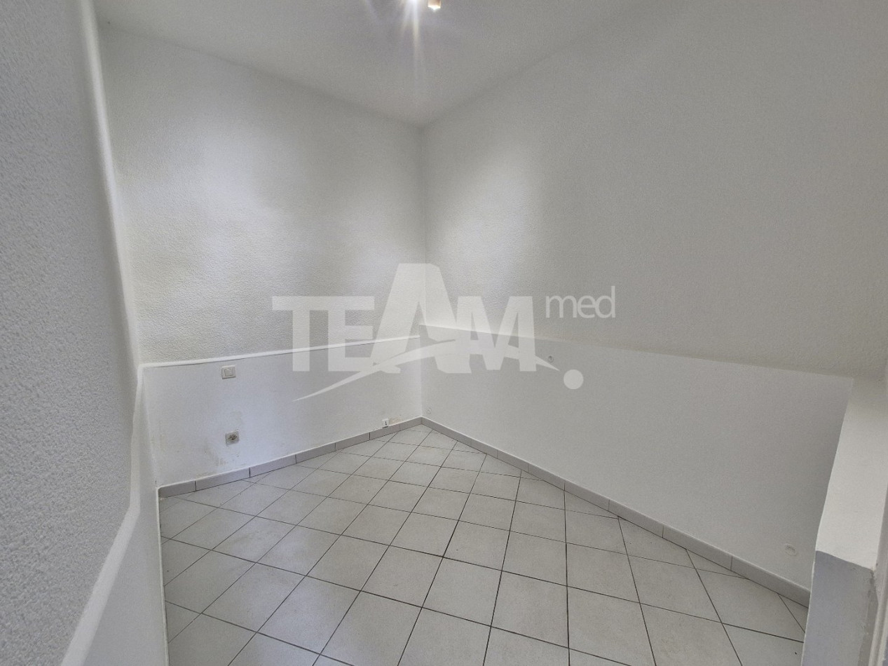location Appartement Sete - Photo 7