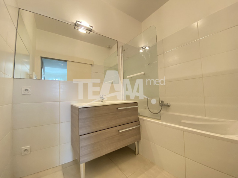 location Appartement Sete - Photo 10