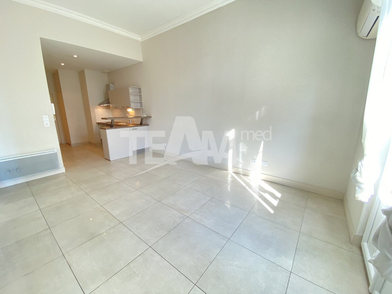 location Appartement Sete - Photo 3