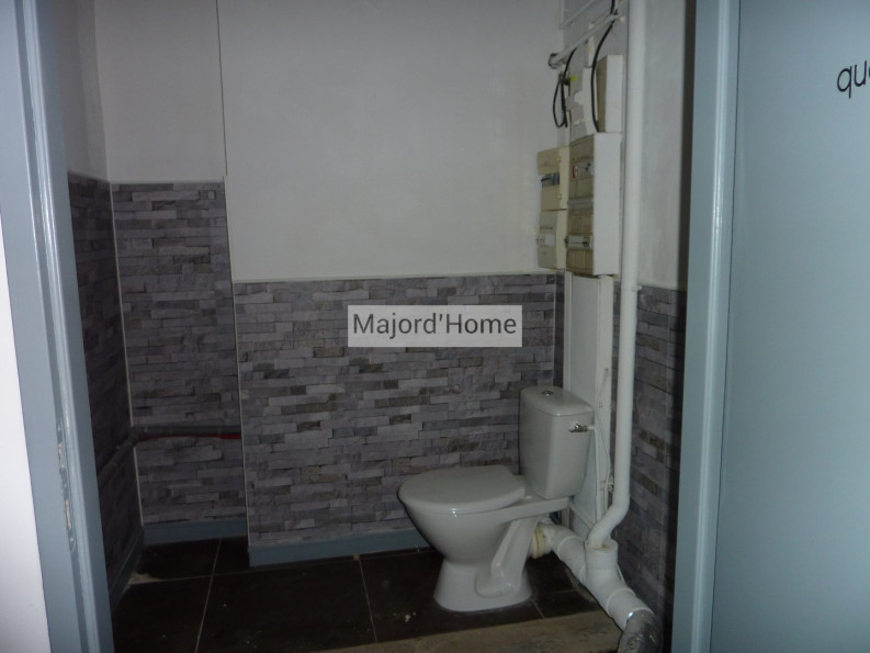 à vendre Local commercial Nimes - Photo 5