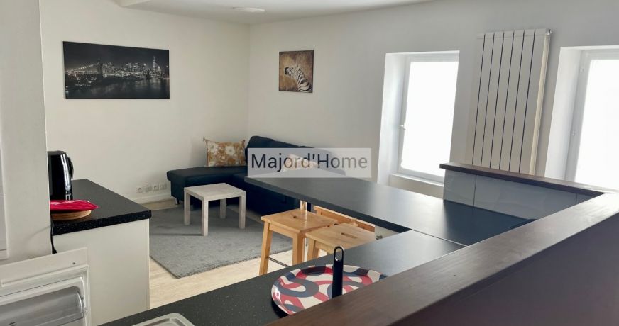 location Appartement ancien Nimes