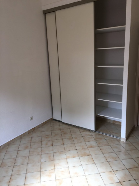 location Appartement Teyran - Photo 4