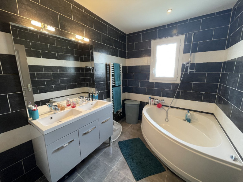 vente Maison Pomerols - Photo 10