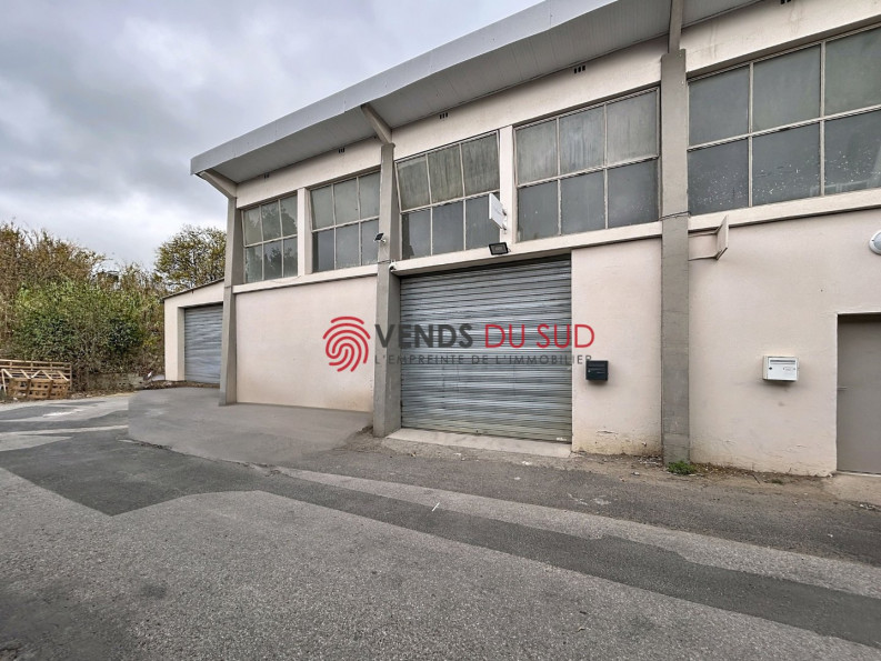 à louer Hangar Beziers - Photo 1
