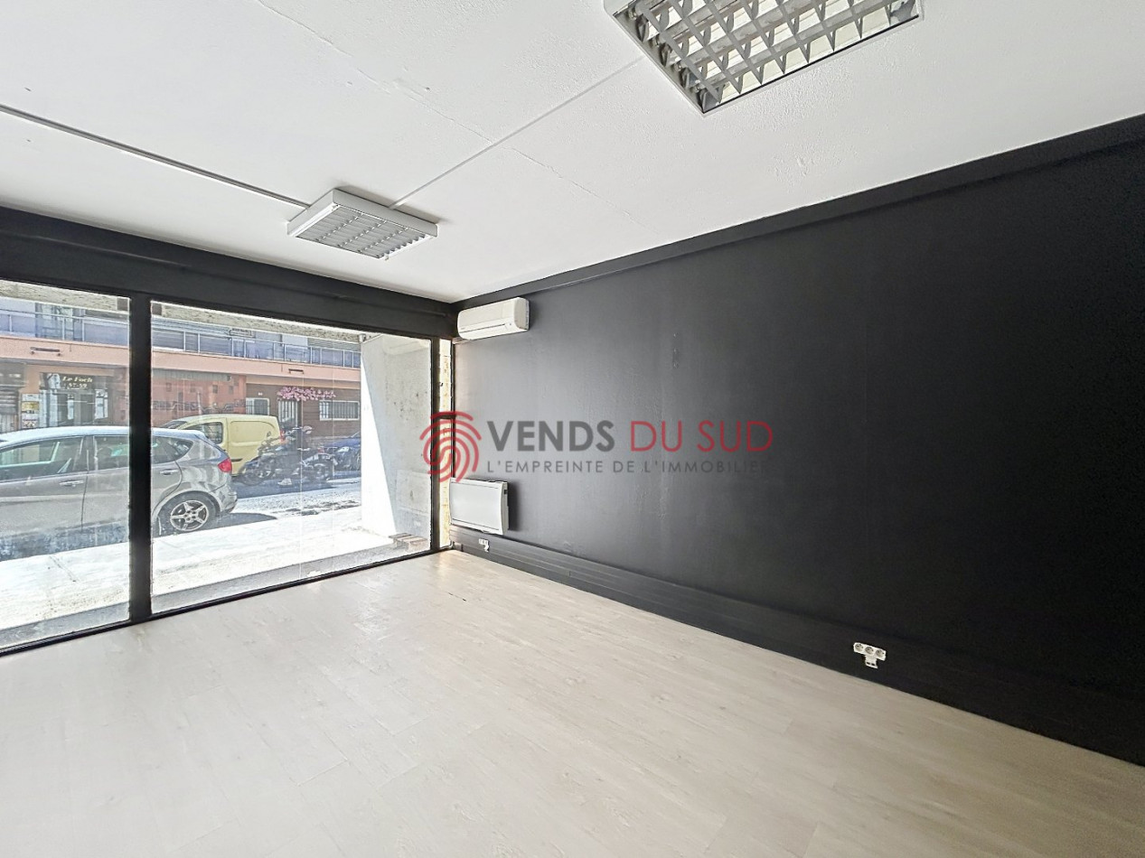 location Local commercial Beziers - Photo 4