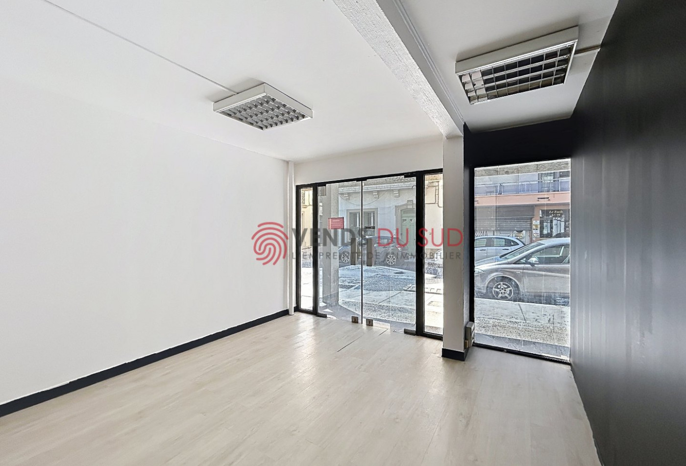 location Local commercial Beziers - Photo 3