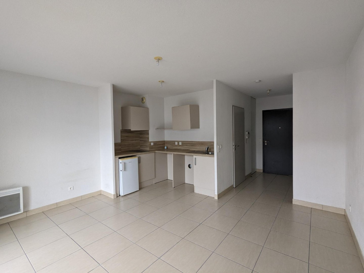 location Studio Boujan Sur Libron - Photo 2