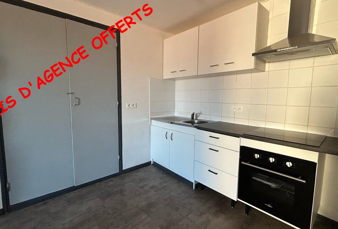 location Appartement rénové Beziers - Photo 1