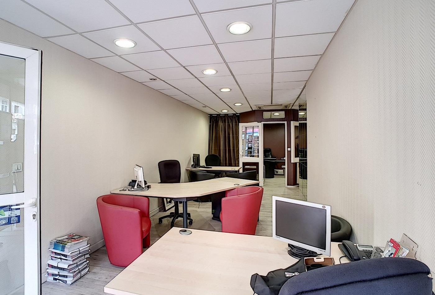 location Local commercial Beziers - Photo 3