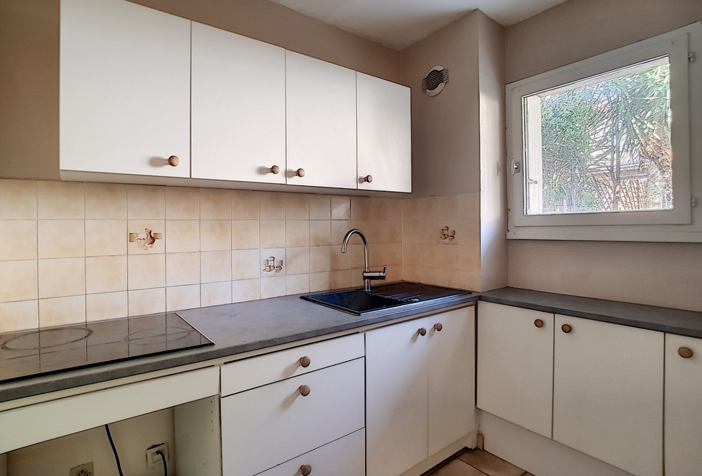 location Appartement ancien Beziers - Photo 8