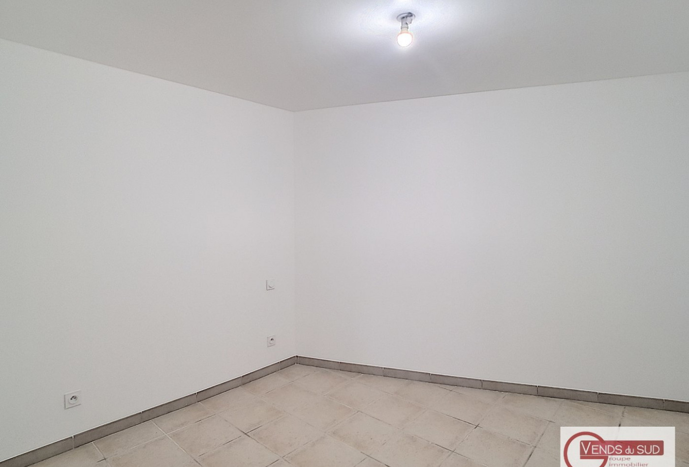 location Appartement rénové Beziers - Photo 6