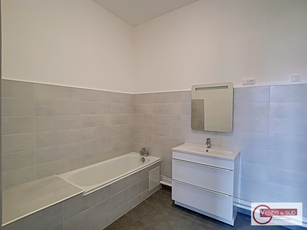 location Appartement rénové Beziers - Photo 7