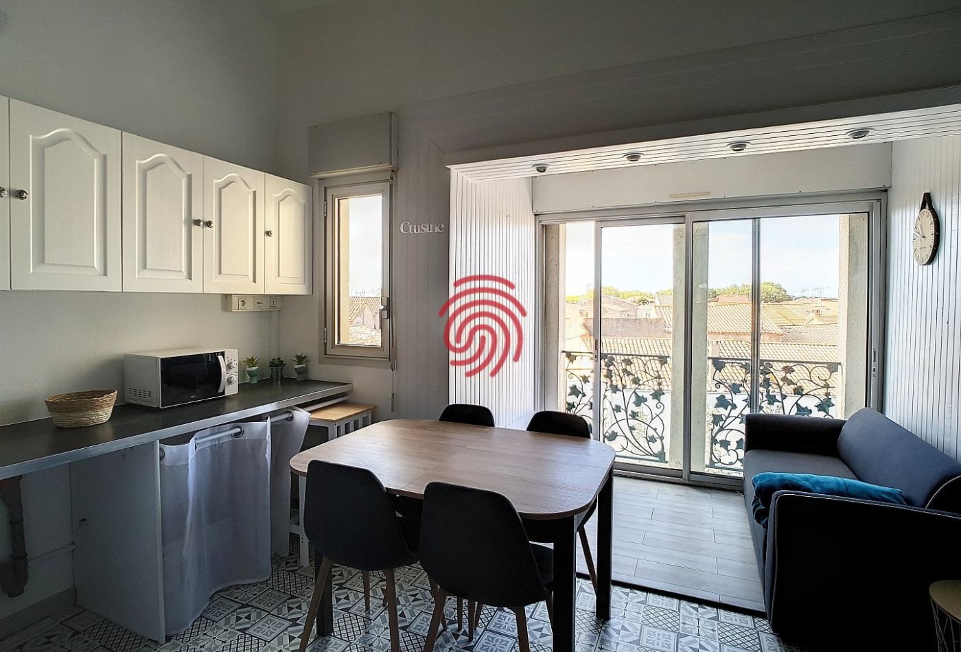 location Studio cabine mezzanine Serignan - Photo 2