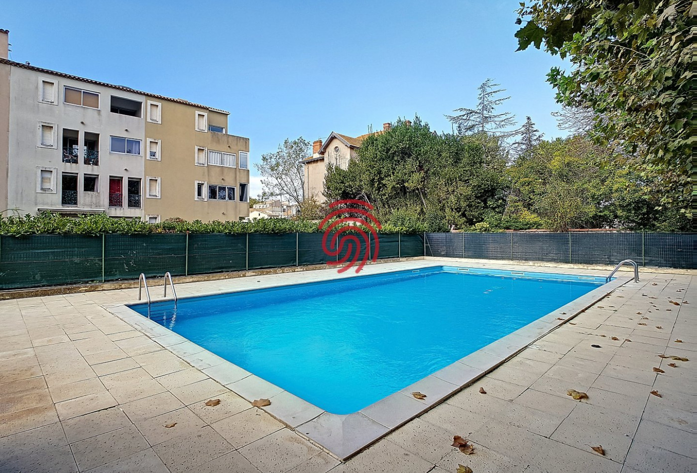 location Studio cabine mezzanine Serignan - Photo 10