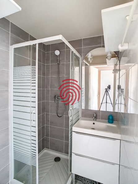 à louer Studio cabine mezzanine Serignan - Photo 6