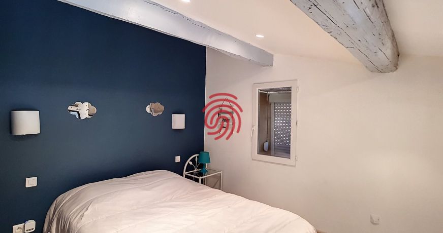 location Appartement mezzanine Vias