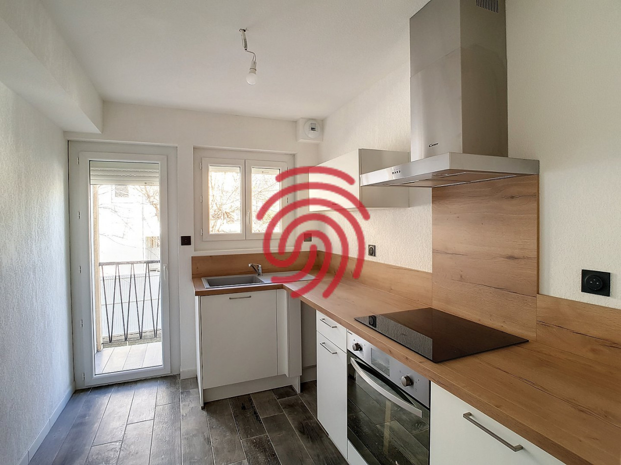 location Appartement rénové Beziers - Photo 1