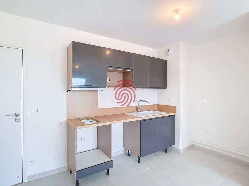 location Appartement en résidence Vias - Photo 2