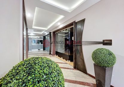 location Local commercial Beziers