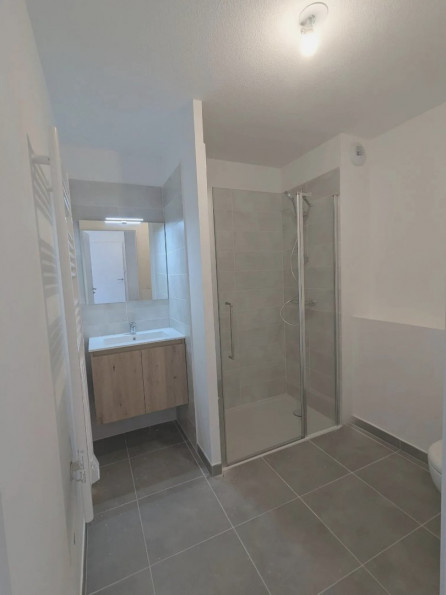 location Appartement en résidence Beziers - Photo 6