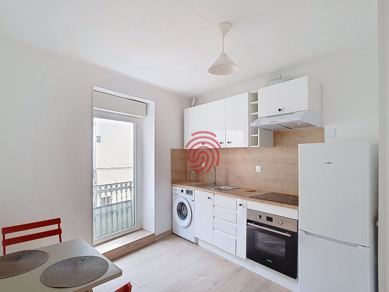 location Appartement rénové Beziers - Photo 1