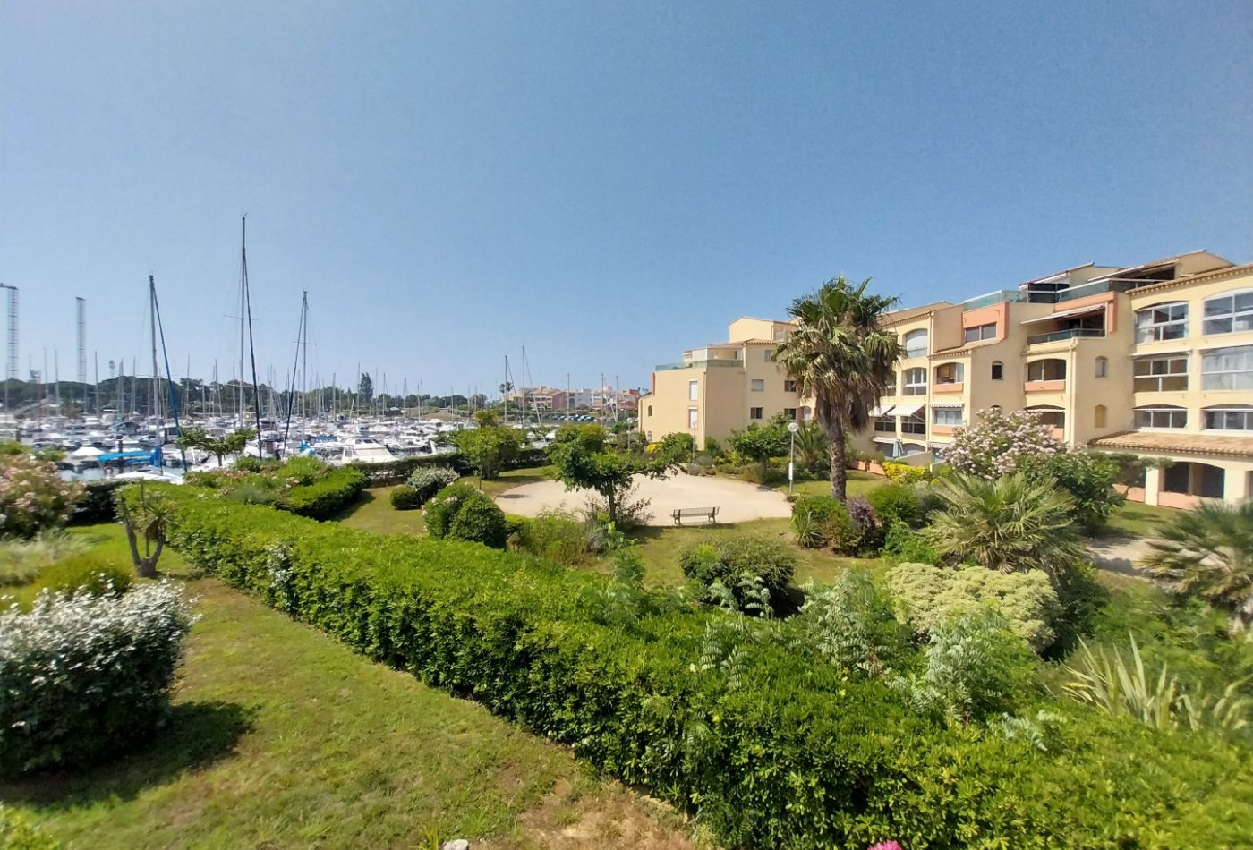 sale Appartement en résidence Le Cap D'agde - Photo 1