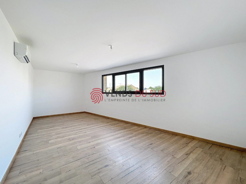 location Entrepots et bureaux Villeneuve Les Beziers - Photo 5