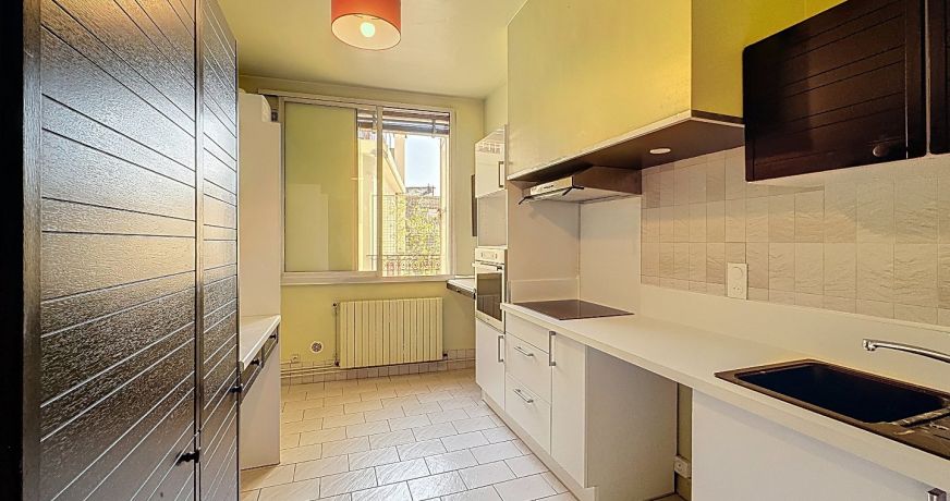 location Appartement terrasse Beziers