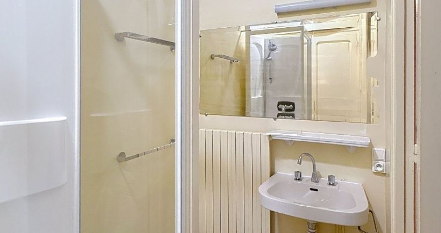 location Appartement terrasse Beziers