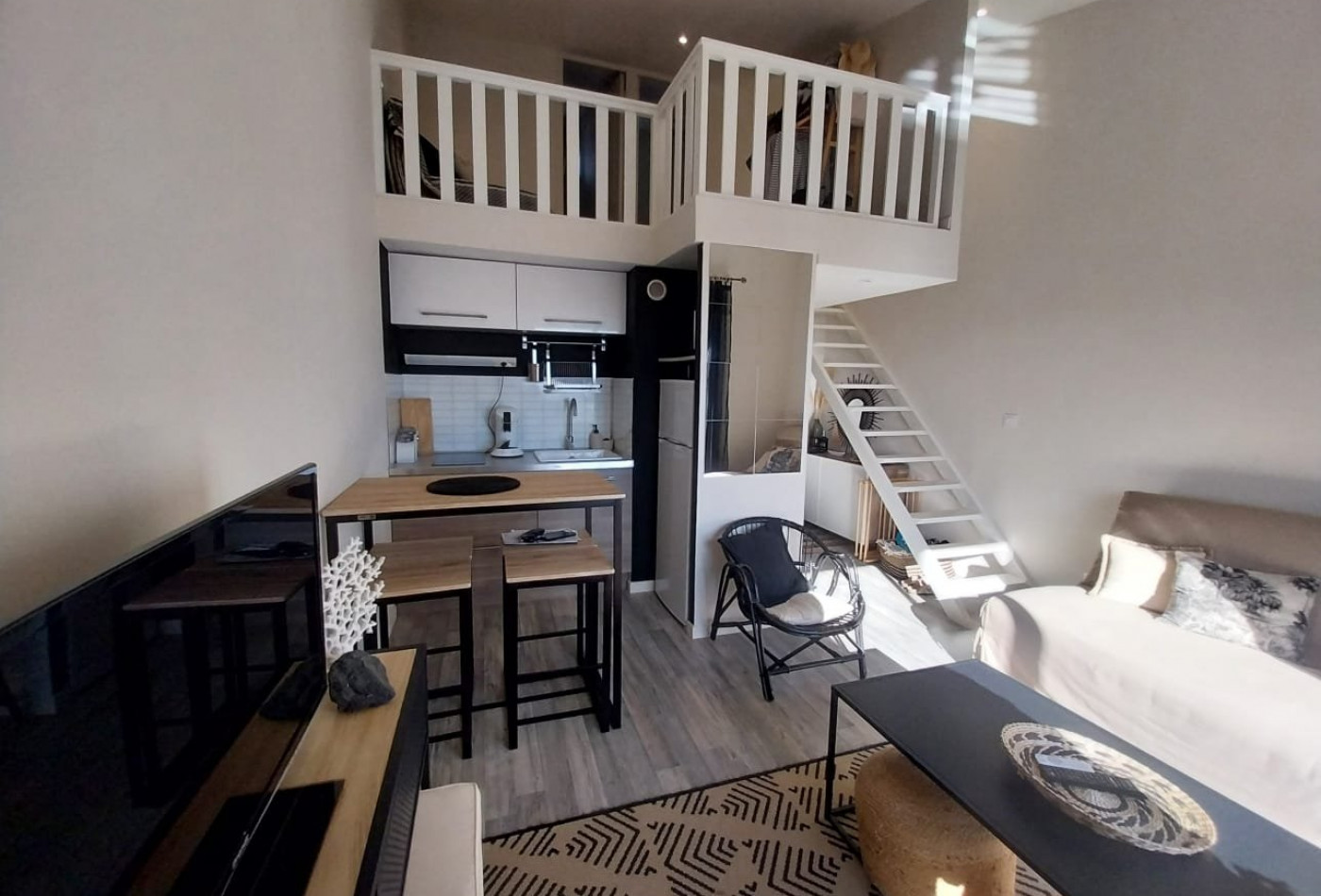 vente Appartement rénové Le Cap D'agde - Photo 2