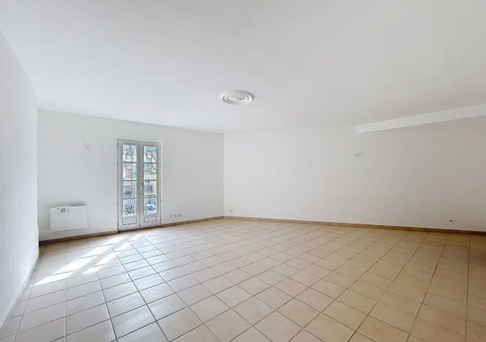 location Appartement rénové Montagnac