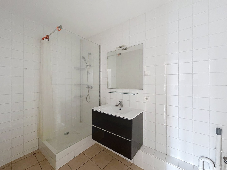 location Appartement rénové Montagnac - Photo 3