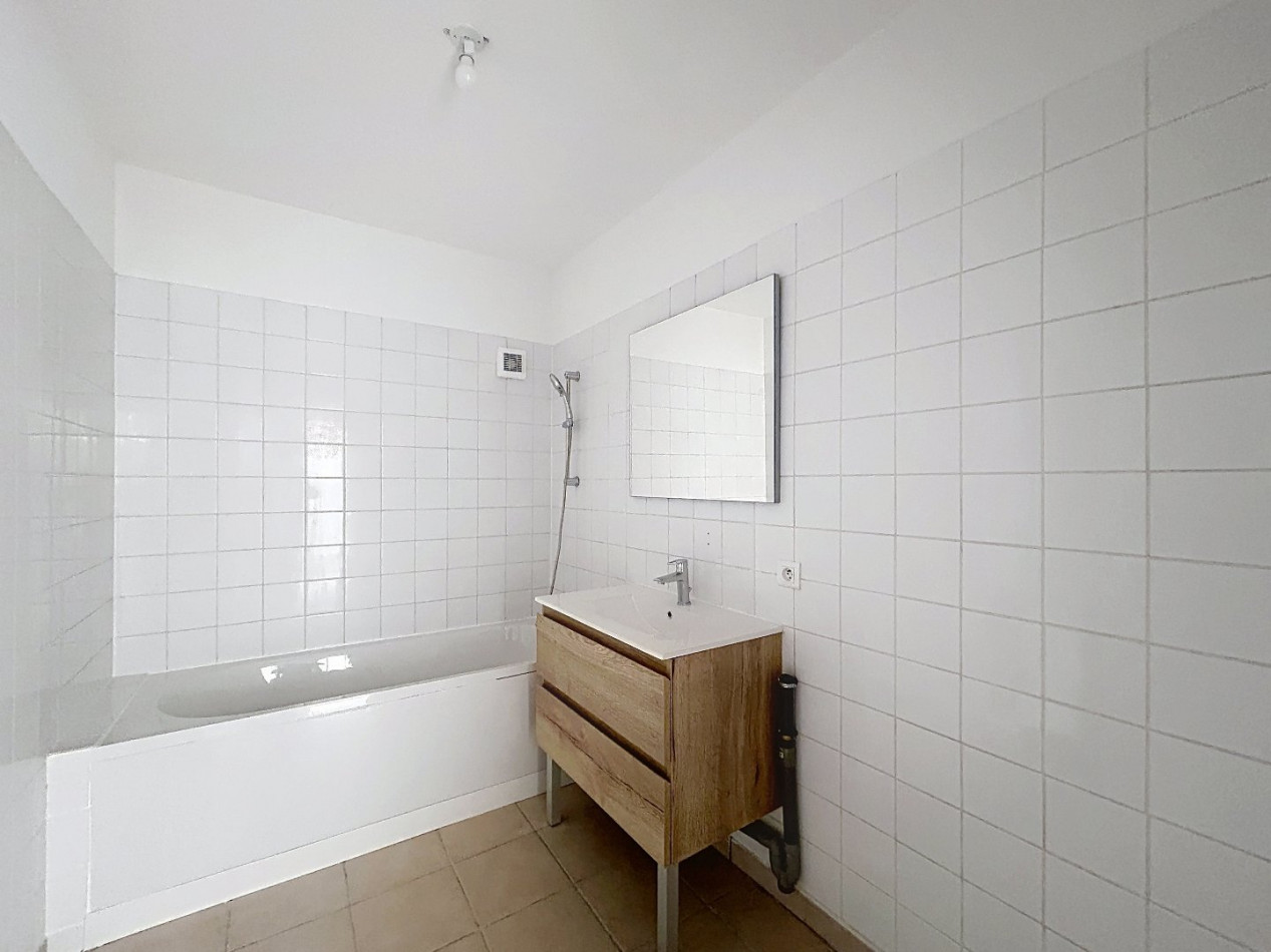location Duplex Montagnac - Photo 3