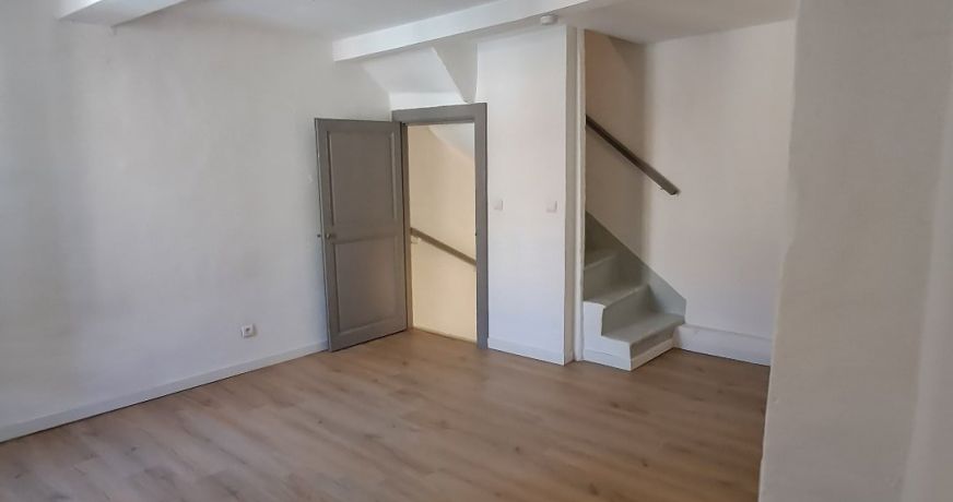 location Maison de village Loupian