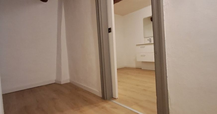 location Maison de village Loupian