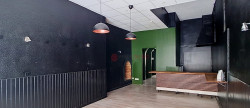 location Local commercial Meze