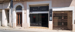 location Local commercial Meze